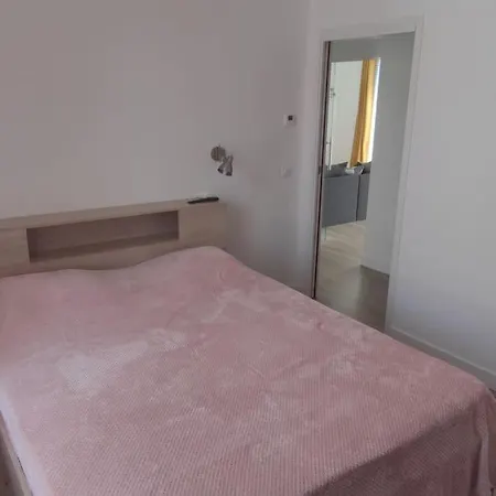 Au Centre Du Monde Selon Dali Apartment Perpignan